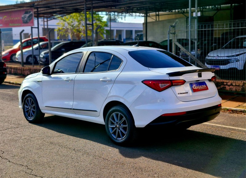 FIAT CRONOS 1.3 DRIVE 2022/2023 CRUZEIRO MULTIMARCAS CRUZEIRO DO SUL / Carros no Vale