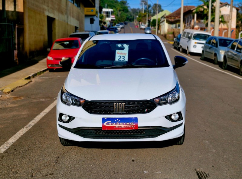 FIAT CRONOS 1.3 DRIVE 2022/2023 CRUZEIRO MULTIMARCAS CRUZEIRO DO SUL / Carros no Vale
