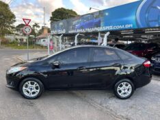 FORD FIESTA SEDAN 1.6 16V FLEX MEC. 2016/2016 LS MULTIMARCAS VENÂNCIO AIRES / Carros no Vale