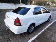 TOYOTA ETIOS SEDAN X 1.5 2020/2021 ALTERNATIVA VEÍCULOS LAJEADO / Carros no Vale