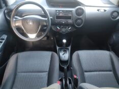 TOYOTA ETIOS SEDAN X 1.5 2020/2021 ALTERNATIVA VEÍCULOS LAJEADO / Carros no Vale