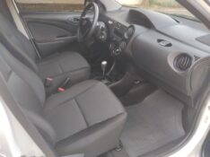 TOYOTA ETIOS SEDAN X 1.5 2020/2021 ALTERNATIVA VEÍCULOS LAJEADO / Carros no Vale
