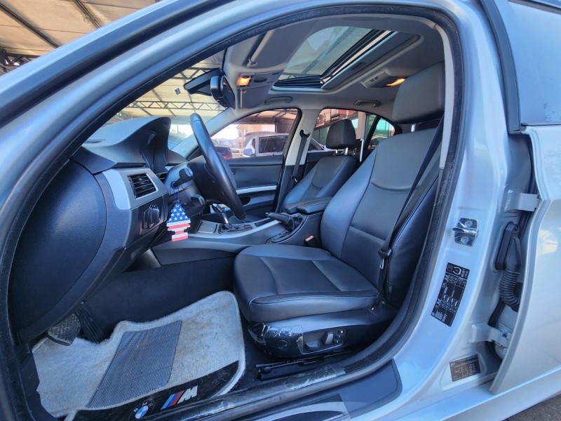BMW 320i 2.0 2007/2008 TS VEÍCULOS ANTA GORDA / Carros no Vale