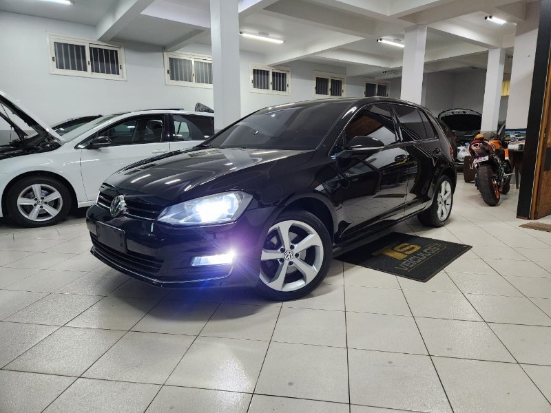 VOLKSWAGEN GOLF HIGHLINE 1.4 TSI 2013/2014 TS VEÍCULOS ANTA GORDA / Carros no Vale