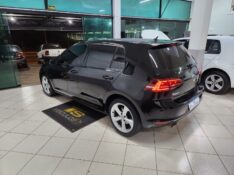 VOLKSWAGEN GOLF HIGHLINE 1.4 TSI 2013/2014 TS VEÍCULOS ANTA GORDA / Carros no Vale