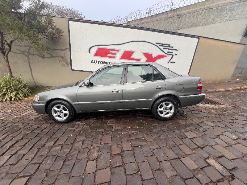TOYOTA COROLLA 1.8 XEI 16V GASOLINA 4P AUTOMÁTICO - 2001