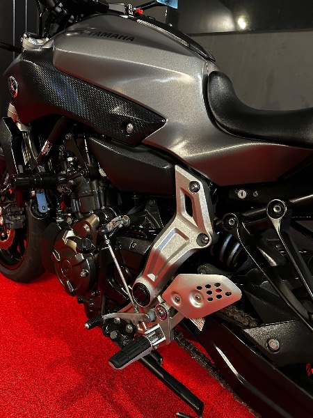 YAMAHA MT-07 /2016 EXCLUSIVO VEÍCULOS SANTA CRUZ DO SUL / Carros no Vale