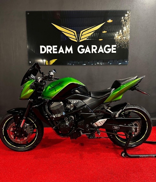 KAWASAKI Z 750 /2012 EXCLUSIVO VEÍCULOS SANTA CRUZ DO SUL / Carros no Vale
