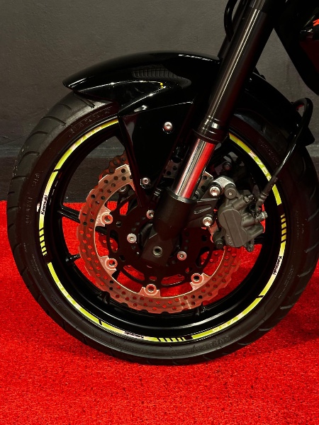 KAWASAKI Z 750 /2012 EXCLUSIVO VEÍCULOS SANTA CRUZ DO SUL / Carros no Vale