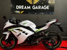 KAWASAKI NINJA 300 /2015 EXCLUSIVO VEÍCULOS SANTA CRUZ DO SUL / Carros no Vale