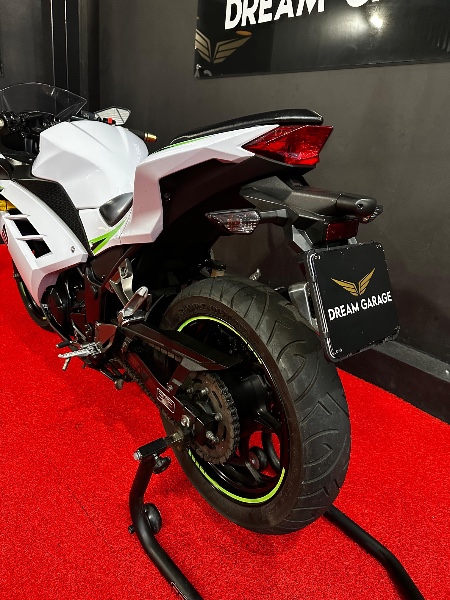 KAWASAKI NINJA 300 /2015 EXCLUSIVO VEÍCULOS SANTA CRUZ DO SUL / Carros no Vale