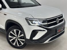 VOLKSWAGEN TAOS HIGHLINE 1.4 250 TSI FLEX AUT. 2021/2022 MAIS FÁCIL VEÍCULOS SANTA CRUZ DO SUL / Carros no Vale