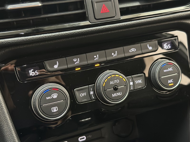 VOLKSWAGEN TAOS HIGHLINE 1.4 250 TSI FLEX AUT. 2021/2022 MAIS FÁCIL VEÍCULOS SANTA CRUZ DO SUL / Carros no Vale