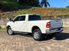 DODGE RAM 2500 LARAMIE 6.7 TDI CD 4X4 DIES 2022/2022 BOSCO AUTOMÓVEIS GUAPORÉ / Carros no Vale