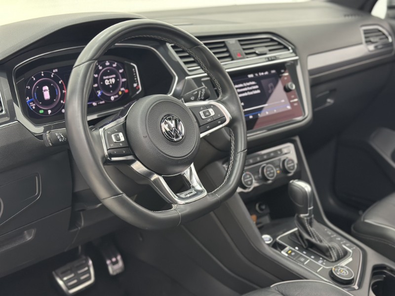 VOLKSWAGEN TIGUAN 2.0 R-LINE 350 2019/2019 MAIS FÁCIL VEÍCULOS SANTA CRUZ DO SUL / Carros no Vale