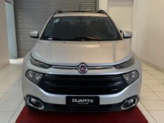 FIAT TORO FREEDOM 1.8 16V AT6 2018/2019 DUARTE VEÍCULOS PORTO ALEGRE / Carros no Vale