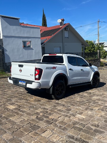 NISSAN FRONTIER PRO-4X CD 4X4 2.3 BI-TURBO DIESEL 2023/2023 BOSCO AUTOMÓVEIS GUAPORÉ / Carros no Vale