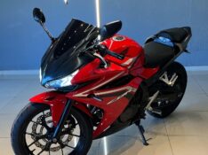 HONDA MOTOS CBR 500 R 2018/2018 JM AUTOMÓVEIS VENÂNCIO AIRES / Carros no Vale