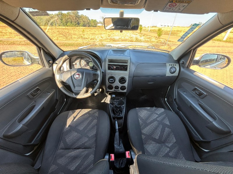 FIAT PALIO 1.0 FIRE 8V /2015 RT 811 VEÍCULOS ARROIO DO MEIO / Carros no Vale
