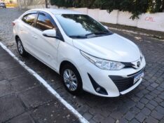 TOYOTA YARIS XL 1.5 2018/2019 ALTERNATIVA VEÍCULOS LAJEADO / Carros no Vale