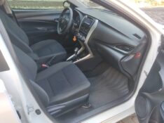 TOYOTA YARIS XL 1.5 2018/2019 ALTERNATIVA VEÍCULOS LAJEADO / Carros no Vale
