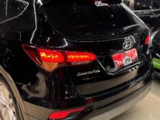 HYUNDAI SANTA FÉ 3.3 MPFI 4X4 7 LUGARES V6 270CV GASOLINA 4P AUTOMÁTICO 2017/2018 JM AUTOMÓVEIS VENÂNCIO AIRES / Carros no Vale