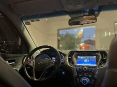 HYUNDAI SANTA FÉ 3.3 MPFI 4X4 7 LUGARES V6 270CV GASOLINA 4P AUTOMÁTICO 2017/2018 JM AUTOMÓVEIS VENÂNCIO AIRES / Carros no Vale