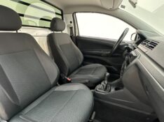 VOLKSWAGEN SAVEIRO 1.6 ROBUST CS 8V 2022/2023 MAIS FÁCIL VEÍCULOS SANTA CRUZ DO SUL / Carros no Vale