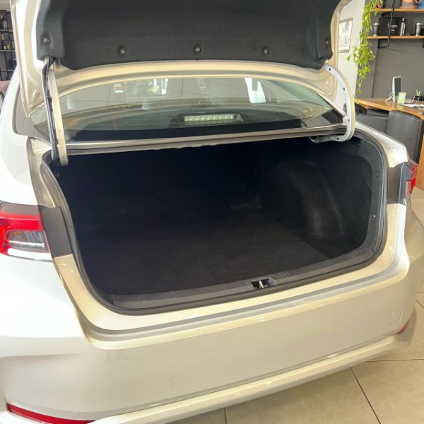 TOYOTA COROLLA 2.0 XEI 16V 2020/2020 JOÃO CARROS MULTIMARCAS GUAPORÉ / Carros no Vale