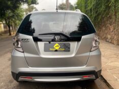 HONDA FIT TWIST 1.5 2013/2014 ESTAÇÃO DO CARRO ESTRELA / Carros no Vale