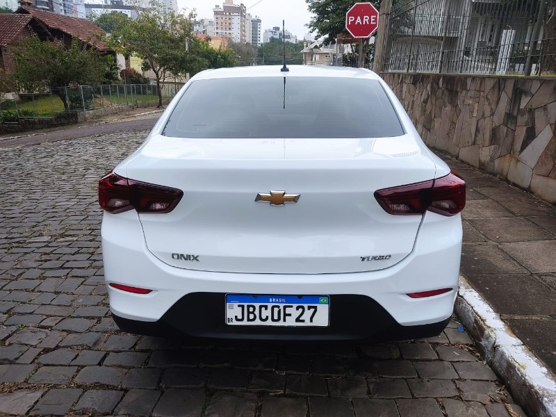 CHEVROLET ONIX PLUS 1.0 TURBO FLEX AUTOMÁTICO 2021/2022 ALTERNATIVA VEÍCULOS LAJEADO / Carros no Vale