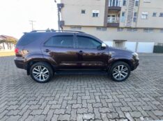 TOYOTA HILUX SW4 HILUX SW4 SRV D4-D 4X4 3.0 TDI DIES. AUT 2007/2007 ELY AUTOMÓVEIS LAJEADO / Carros no Vale