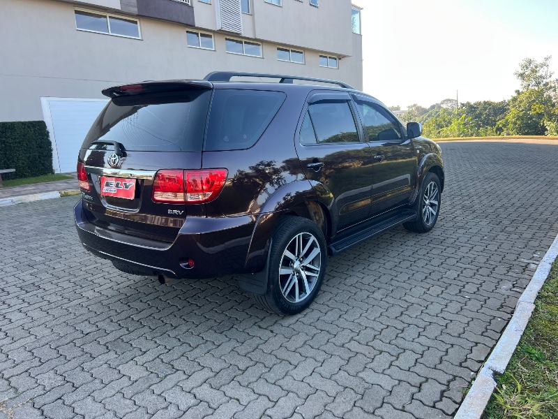 TOYOTA HILUX SW4 HILUX SW4 SRV D4-D 4X4 3.0 TDI DIES. AUT - 2007