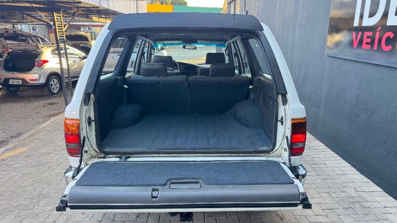 TOYOTA HILUX SW4 2.8 /1995 IDEAL VEÍCULOS LAJEADO / Carros no Vale