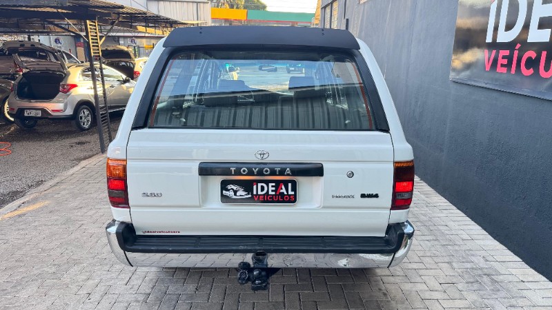 TOYOTA HILUX SW4 2.8 /1995 IDEAL VEÍCULOS LAJEADO / Carros no Vale