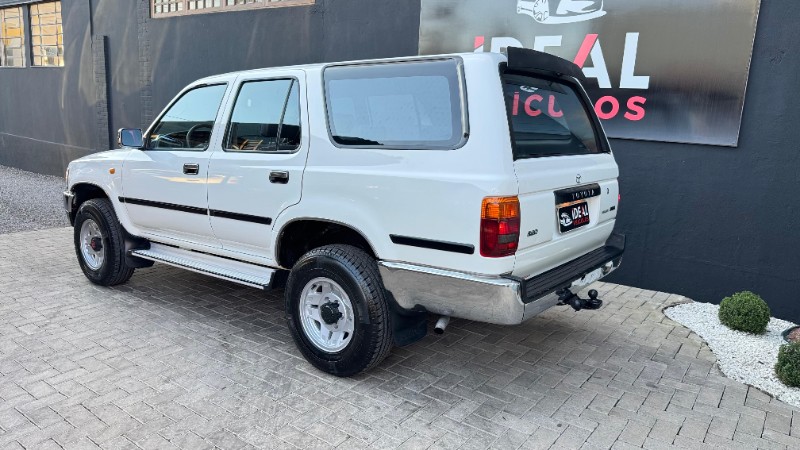 TOYOTA HILUX SW4 2.8 /1995 IDEAL VEÍCULOS LAJEADO / Carros no Vale