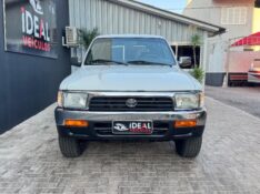 TOYOTA HILUX SW4 2.8 /1995 IDEAL VEÍCULOS LAJEADO / Carros no Vale