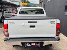 TOYOTA HILUX 2.7 SRV CD 4X4 /2014 IDEAL VEÍCULOS LAJEADO / Carros no Vale