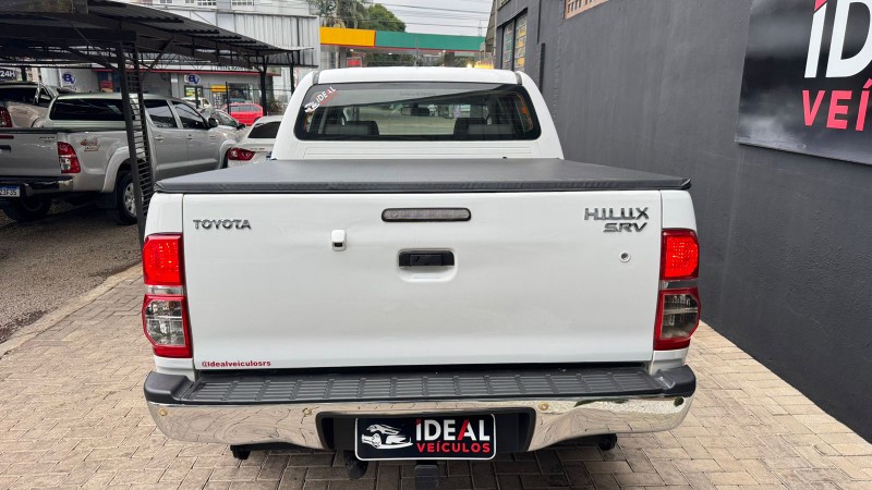 TOYOTA HILUX 2.7 SRV CD 4X4 /2014 IDEAL VEÍCULOS LAJEADO / Carros no Vale