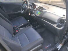HONDA FIT LX 1.4 2012/2013 ALTERNATIVA VEÍCULOS LAJEADO / Carros no Vale