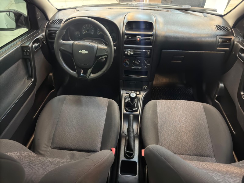 CHEVROLET ASTRA HATCH ADVANTAGE 2005/2005 LUCAS AUTOMÓVEIS BOM RETIRO DO SUL / Carros no Vale