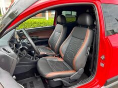VOLKSWAGEN SAVEIRO CROSS 1.6 T.FLEX 16V CD 2023/2023 LS MULTIMARCAS VENÂNCIO AIRES / Carros no Vale