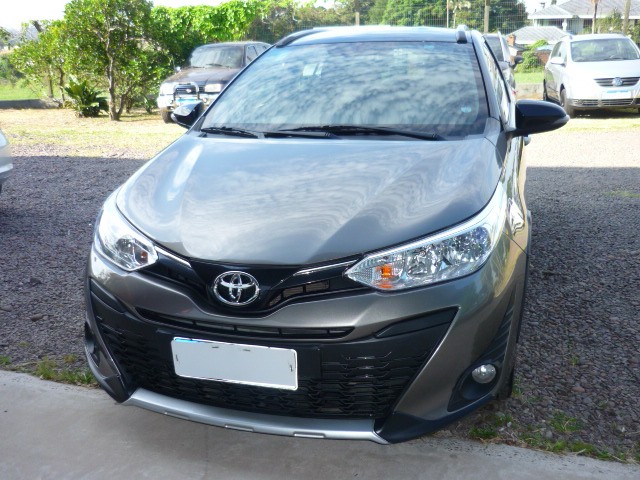 TOYOTA YARIS X-WAY CONNECT 1.5 2020/2020 PREMIUM AUTOMÓVEIS ARROIO DO MEIO / Carros no Vale