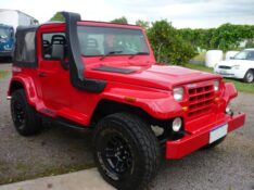 TROLLER RF-SPORT 2.0MI 2000/2000 PREMIUM AUTOMÓVEIS ARROIO DO MEIO / Carros no Vale