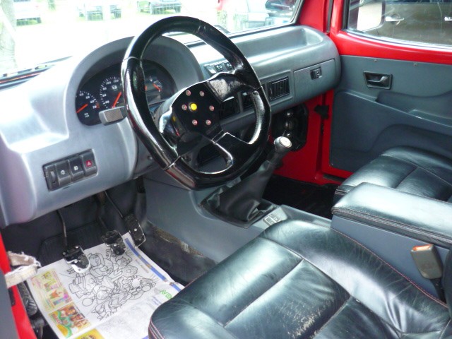 TROLLER RF-SPORT 2.0MI 2000/2000 PREMIUM AUTOMÓVEIS ARROIO DO MEIO / Carros no Vale