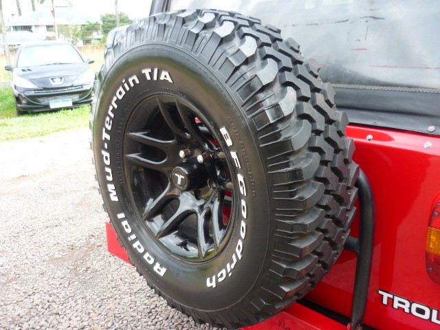 TROLLER RF-SPORT 2.0MI 2000/2000 PREMIUM AUTOMÓVEIS ARROIO DO MEIO / Carros no Vale