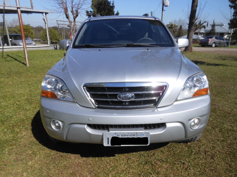 KIA SORENTO 2.5 EX 4X4 16V TURBO INTERCOOLER DIESEL 4P AUTOMÁTICO 2007/2008 PREMIUM AUTOMÓVEIS ARROIO DO MEIO / Carros no Vale