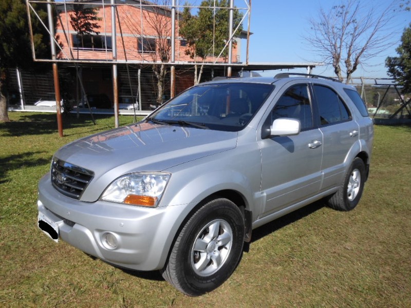 KIA SORENTO 2.5 EX 4X4 16V TURBO INTERCOOLER DIESEL 4P AUTOMÁTICO 2007/2008 PREMIUM AUTOMÓVEIS ARROIO DO MEIO / Carros no Vale