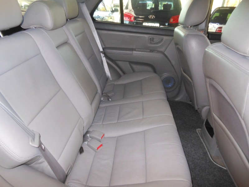 KIA SORENTO 2.5 EX 4X4 16V TURBO INTERCOOLER DIESEL 4P AUTOMÁTICO 2007/2008 PREMIUM AUTOMÓVEIS ARROIO DO MEIO / Carros no Vale