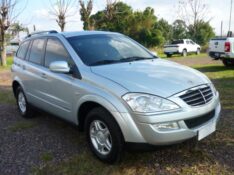 SSANGYONG KIRON M200 XDI 2010/2010 PREMIUM AUTOMÓVEIS ARROIO DO MEIO / Carros no Vale